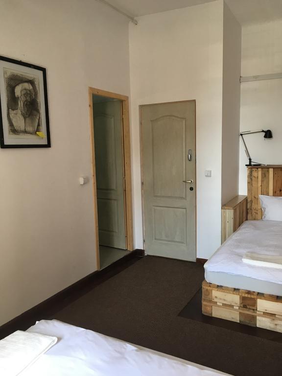 Hostel Victoria Poshtel Bukurešť Exteriér fotografie