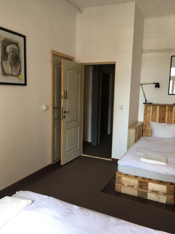 Hostel Victoria Poshtel Bukurešť Exteriér fotografie