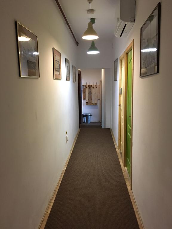 Hostel Victoria Poshtel Bukurešť Exteriér fotografie