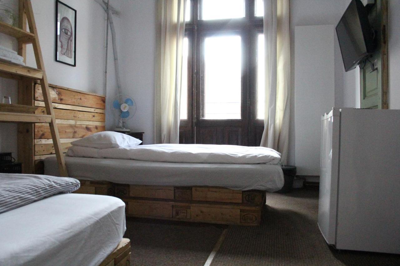 Hostel Victoria Poshtel Bukurešť Exteriér fotografie