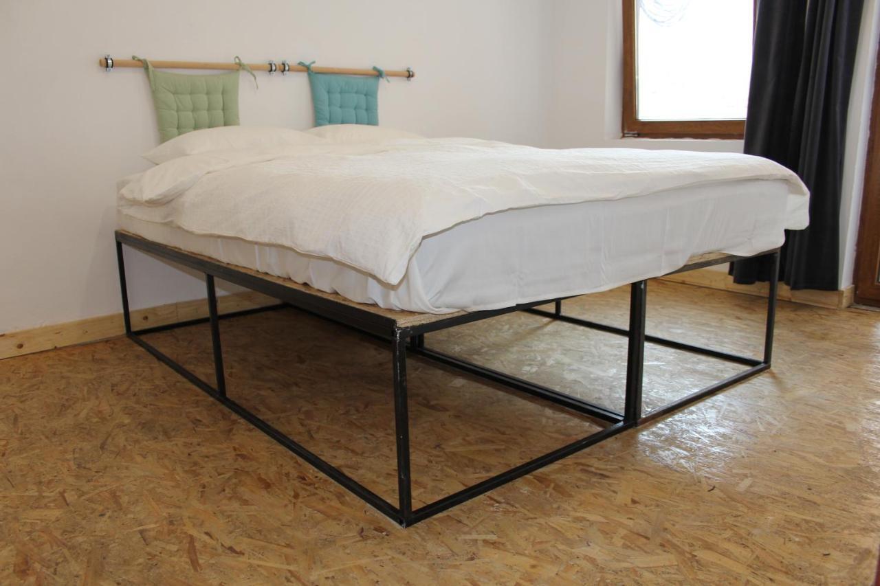 Hostel Victoria Poshtel Bukurešť Exteriér fotografie