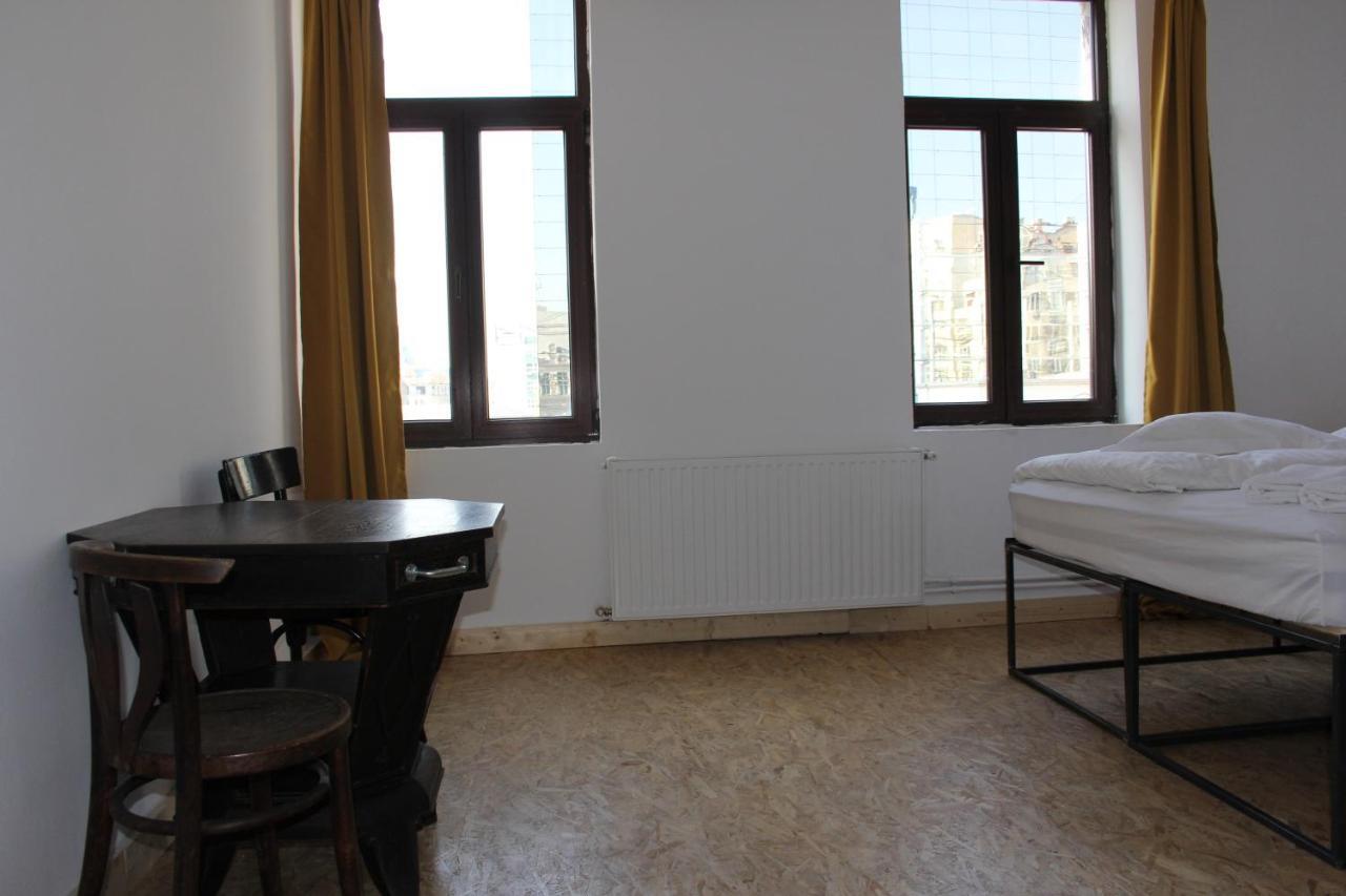 Hostel Victoria Poshtel Bukurešť Exteriér fotografie